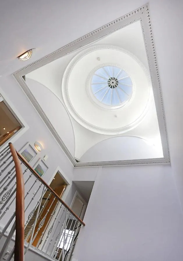 The Shandwick Place Residence No 2 Edinburgh Apartment