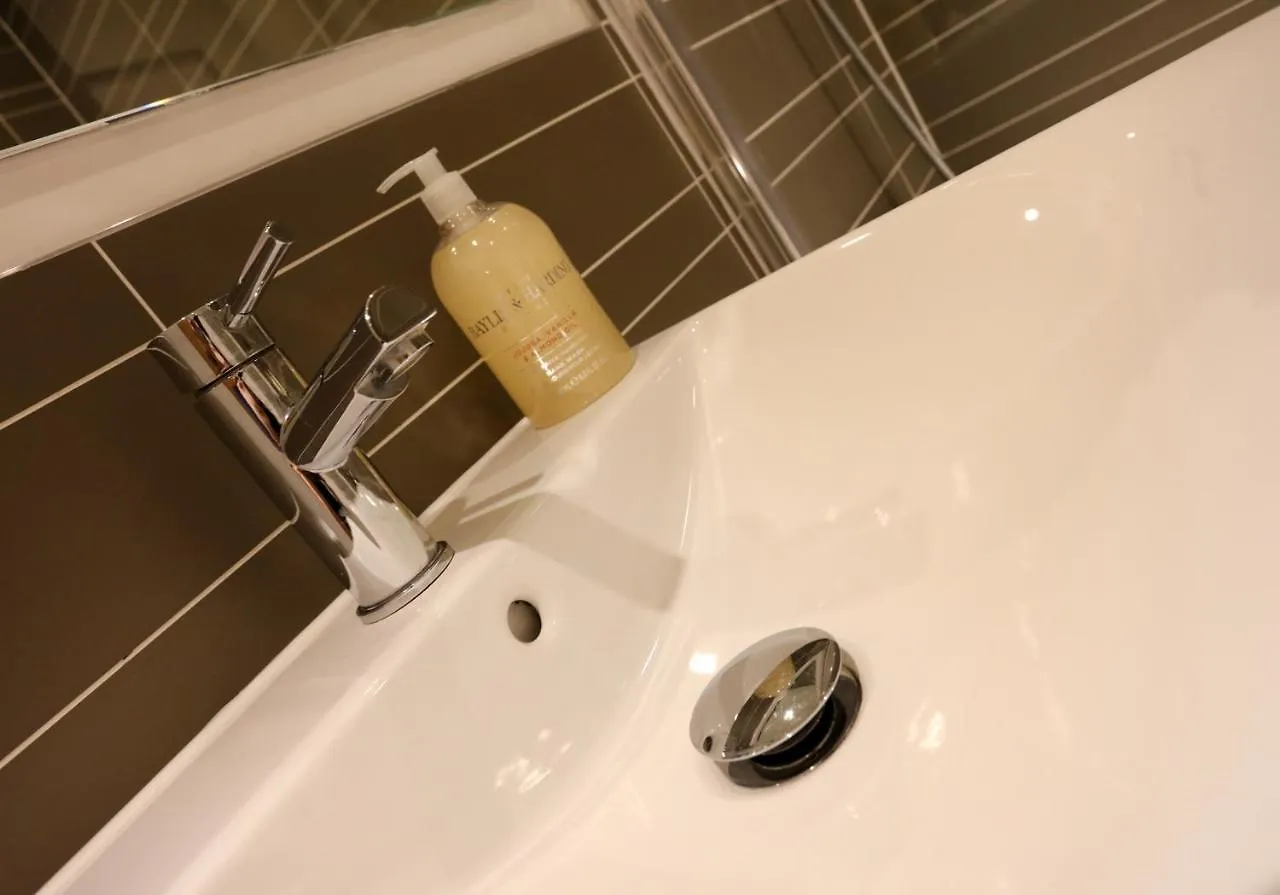 The Shandwick Place Residence No 2 Edinburgh 0*,  United Kingdom
